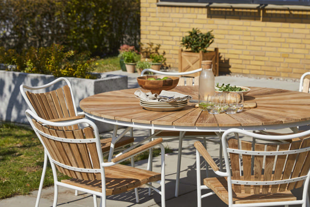 Ellen sæt, 1 bord Ø150 cm +6 stole, hvid alu/teak